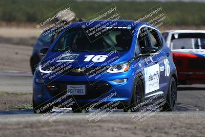 media/Sep-27-2025-24 Hours of Lemons (Sat) [[04fd3ac4ac]]/12pm (Outside Grapevine)/